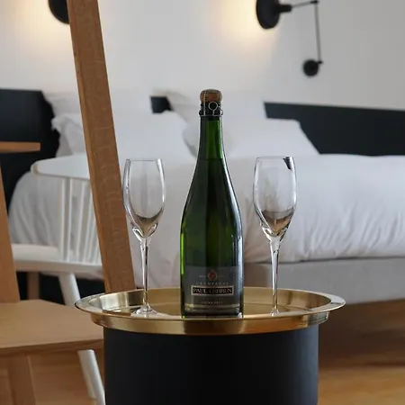 Clos La Chapelle 住宿加早餐酒店 3*